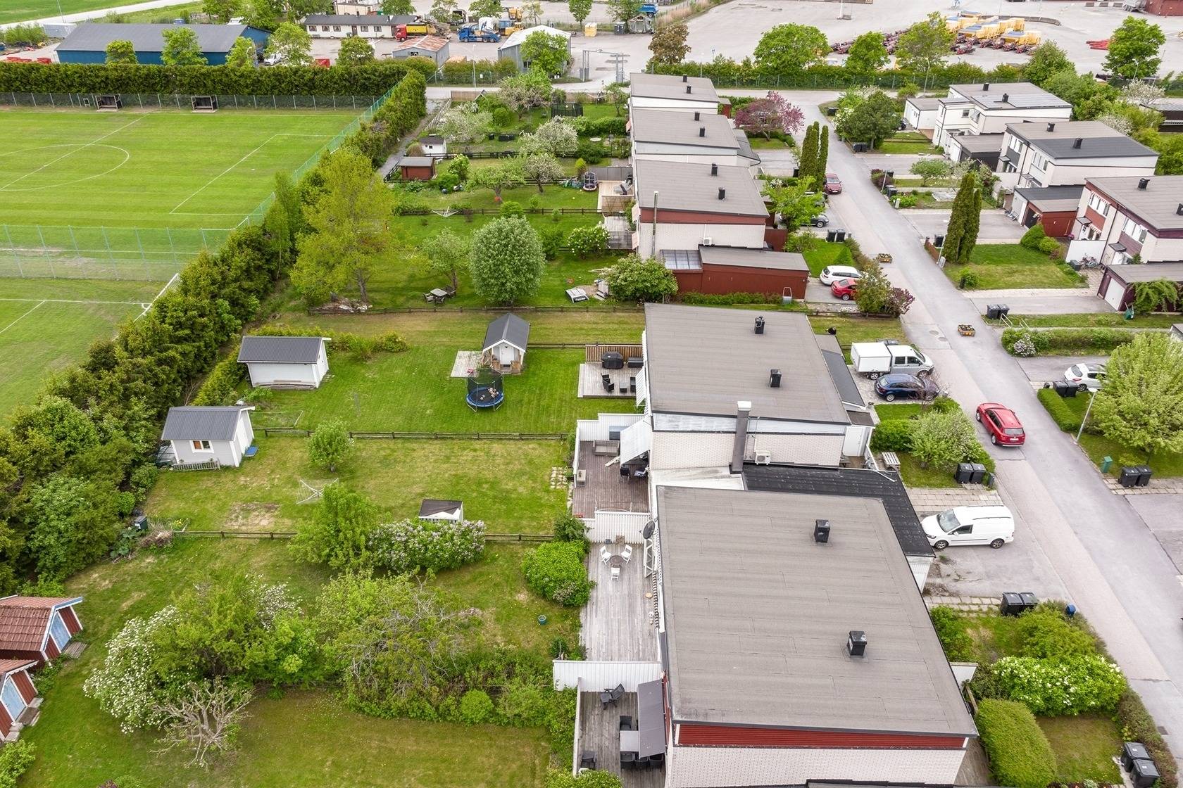 6 rum Parhus på Fotbollsvägen 15 Centralt Knivsta kommun - bild 22