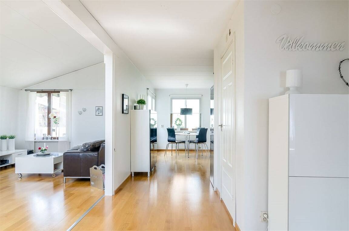 5 rum Villa på Vallhovsvägen 170 Vallhov Sandvikens kommun - bild 10