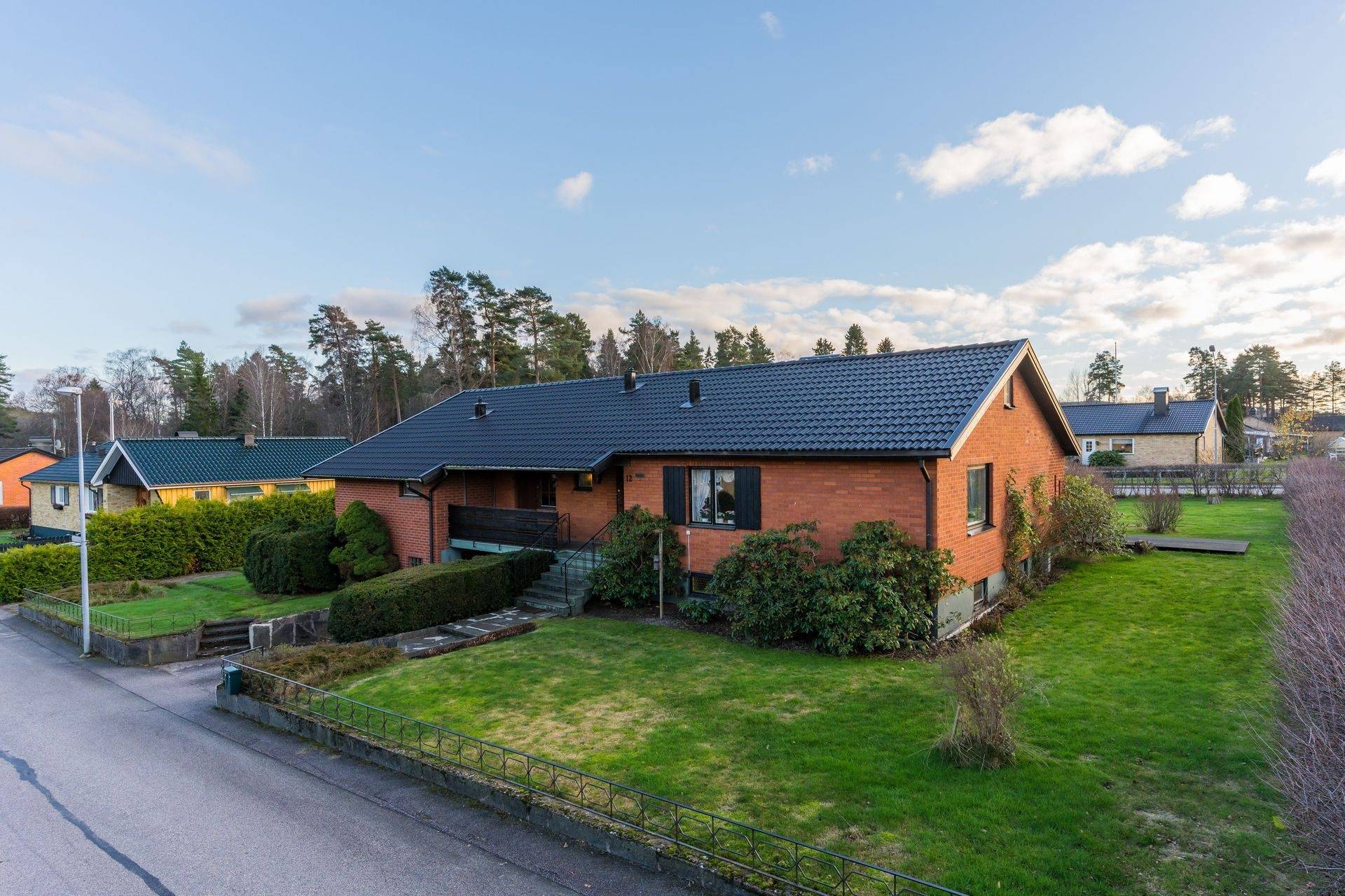 6 rum Villa på Idrottsvägen 12 Fristad Borås kommun - bild 3