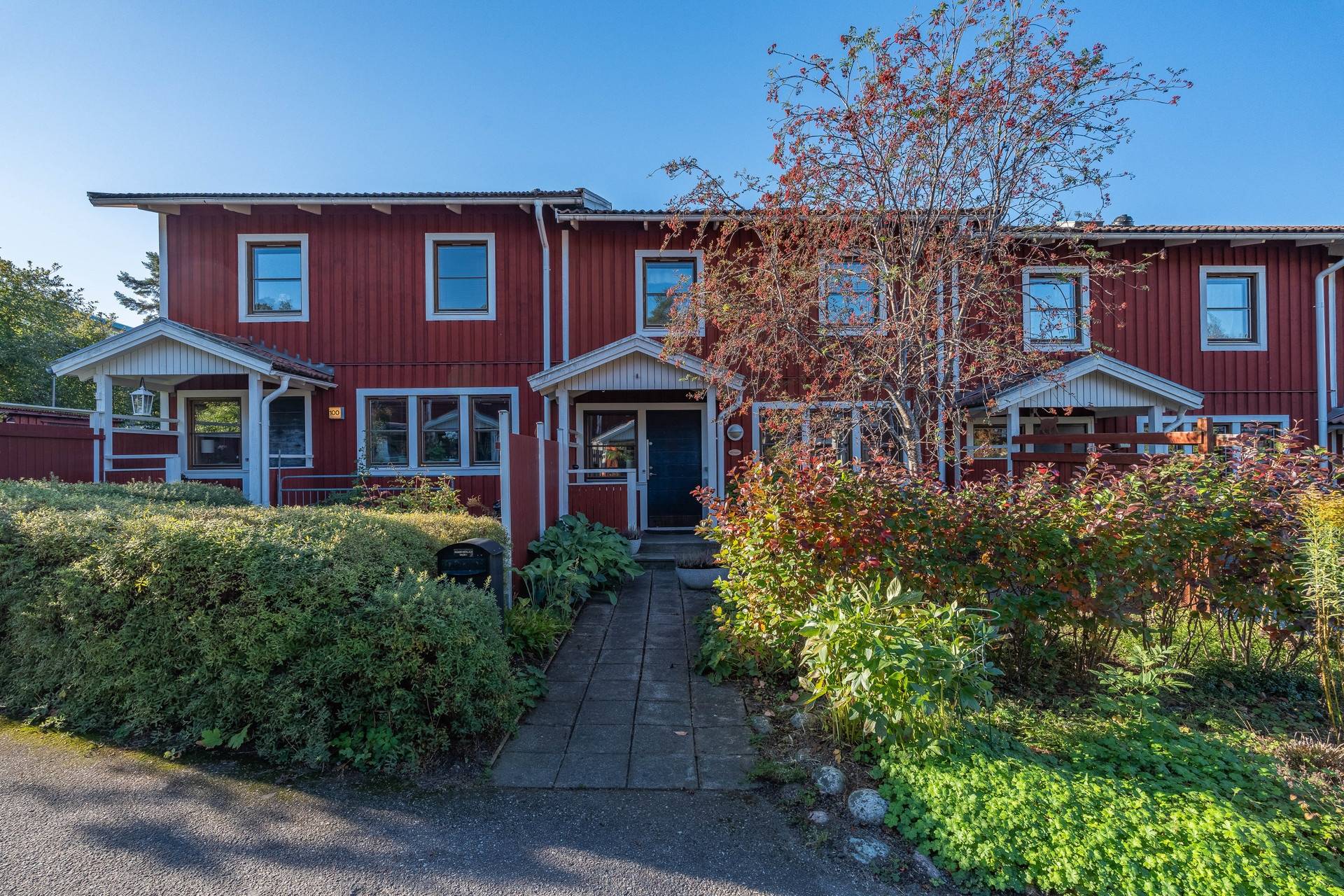 6 rum Radhus på Flogstavägen 102 Norra Skogen Uppsala kommun - bild 4