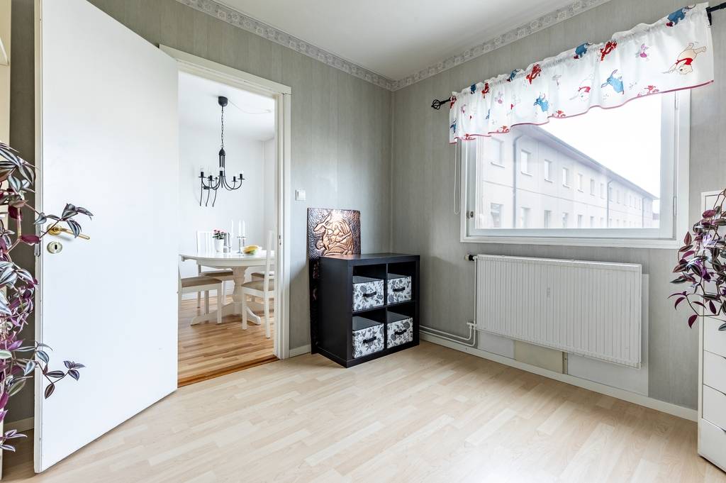 5 rum Lägenhet på Stamgatan 19, vån 2 Gamla Östberga/Älvsjö Stockholms kommun - bild 18