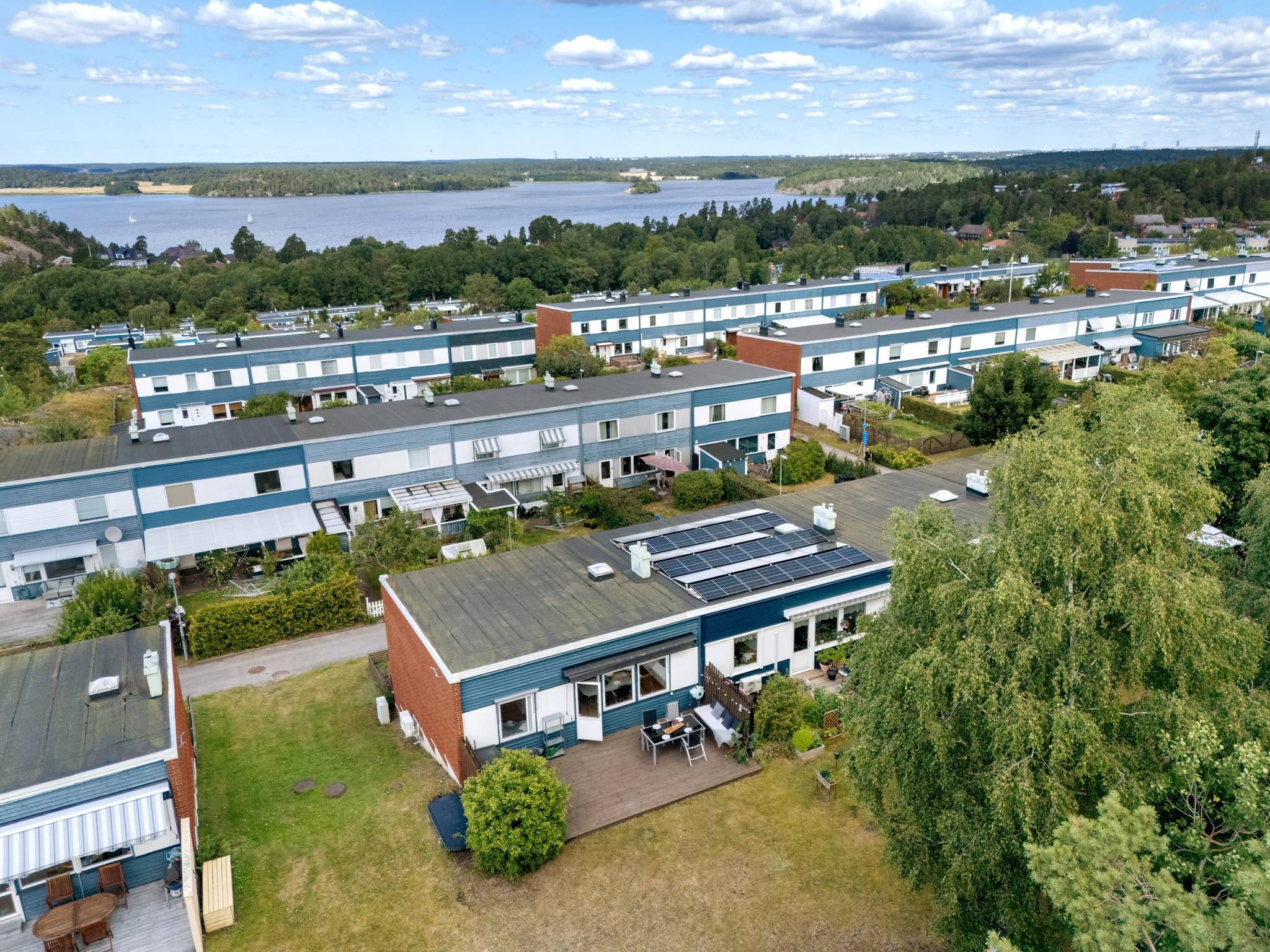 6 rum radhus på Örnholmsbrinken 132 Johannesdal - Vårberg, Stockholms kommun - bild 3