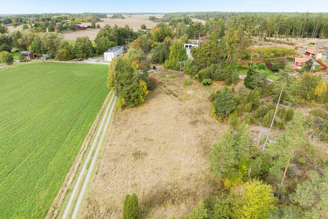 Tomt på Vallby Dräggesta *Byggklar tomt* Enköping Enköpings kommun - bild 5