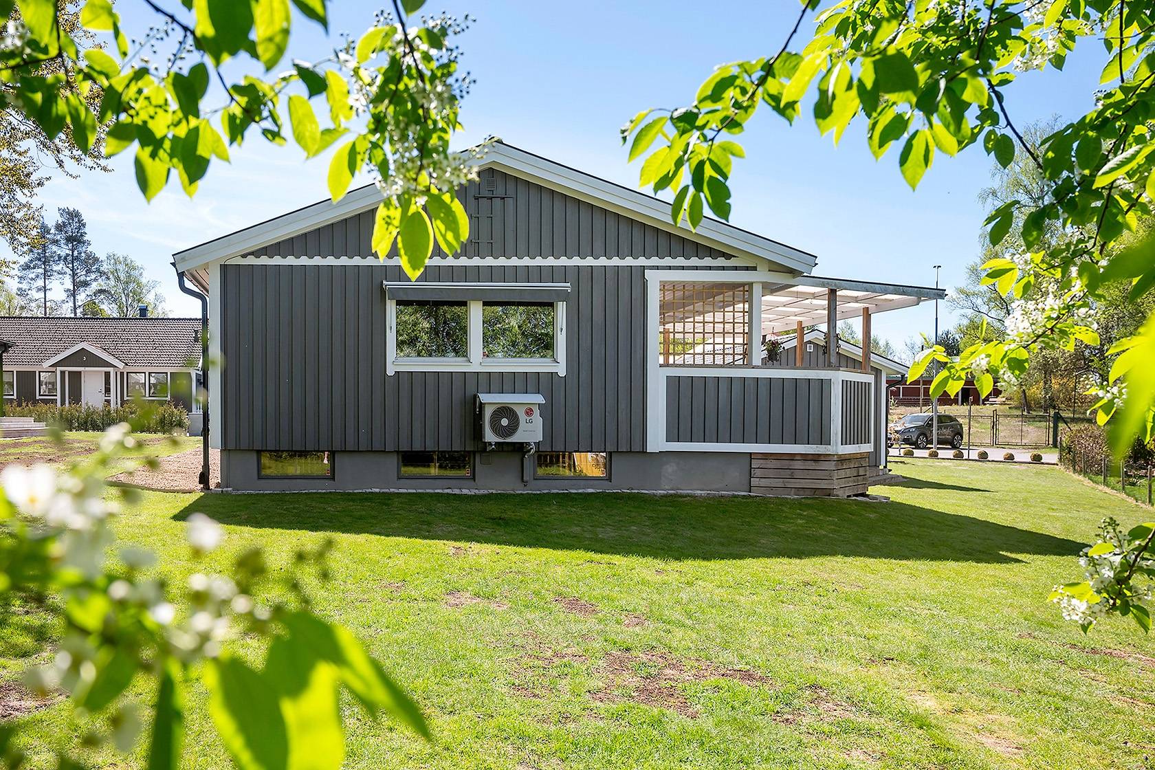 5 rum villa på Gullhögsvägen 6 Centrala Vårgårda, Vårgårda kommun - bild 2