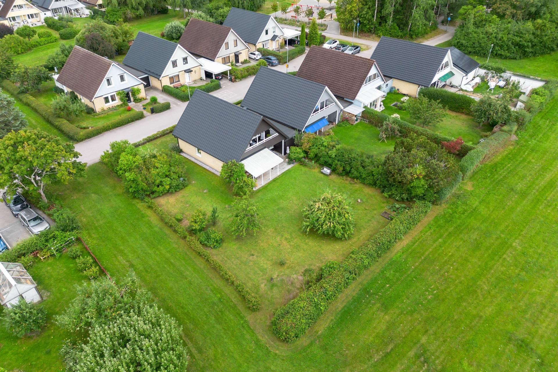 5 rum Kedjehus på Märkduksvägen 9 Nåntuna Uppsala kommun - bild 2