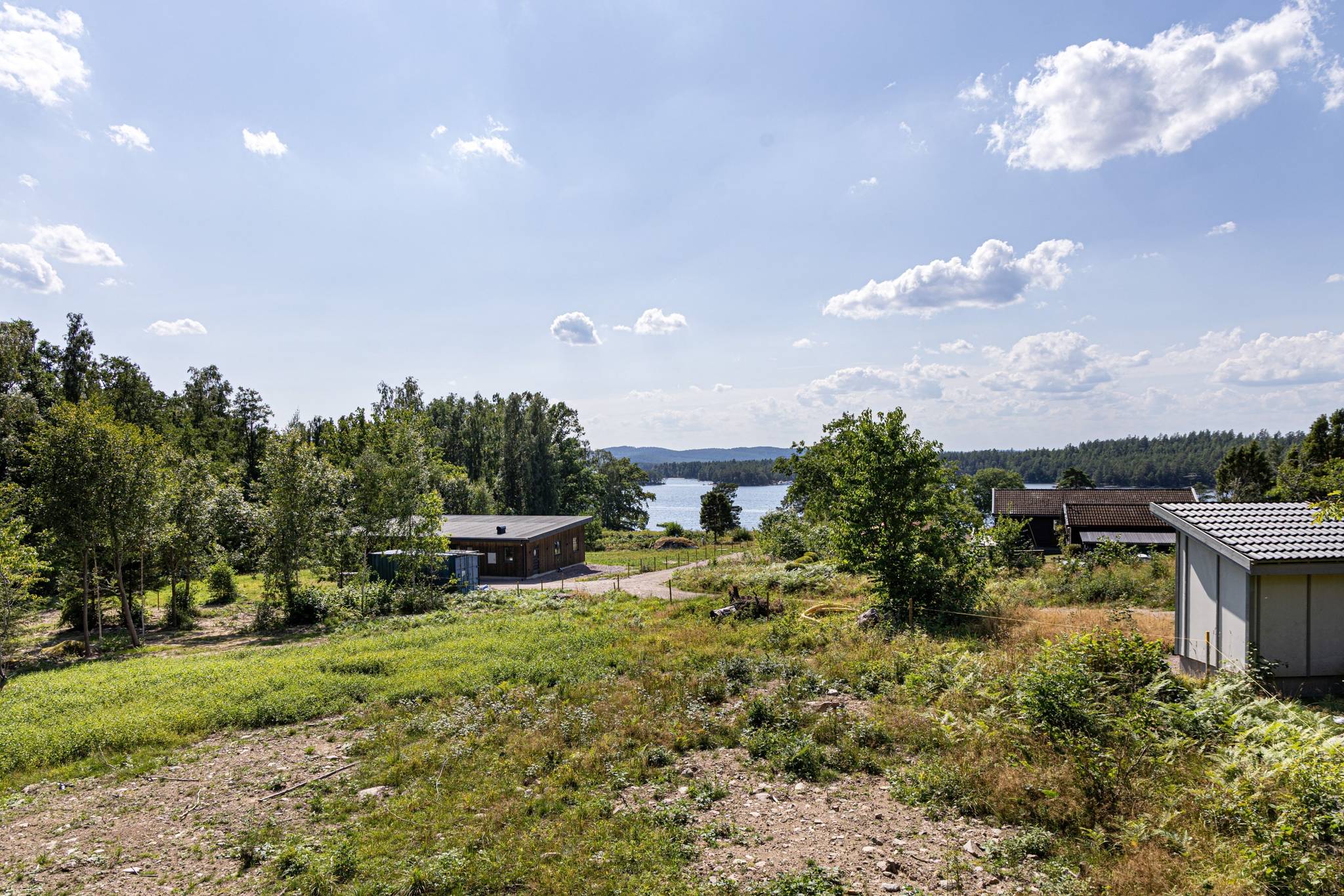 Tomt på Drömtomt med sjönära läge vid Sommen – för bad och båtliv! Kottängen Boxholms kommun - bild 4