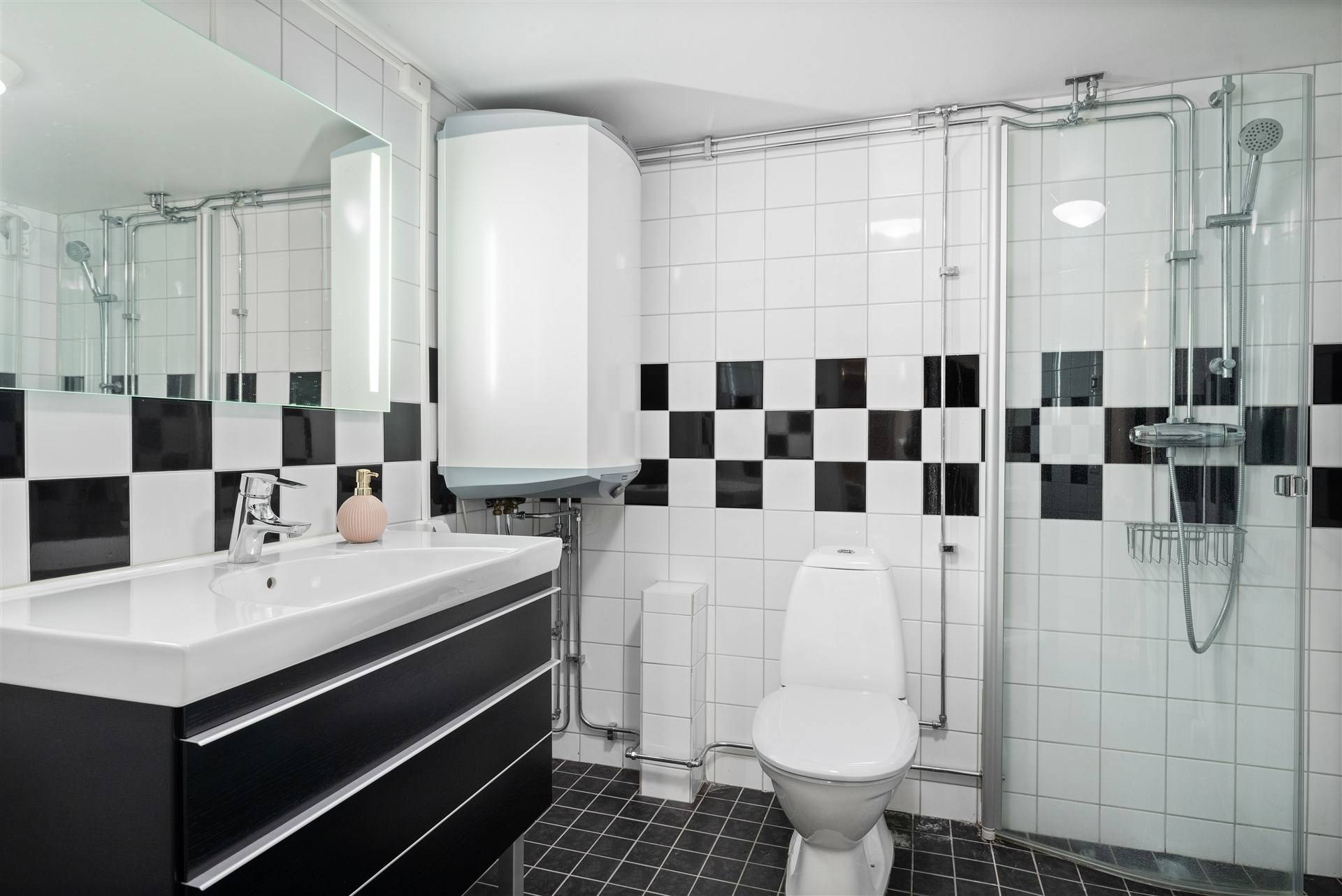 6 rum Villa på Stockbyvägen 101-103 Riala - Sättra Norrtälje kommun - bild 21
