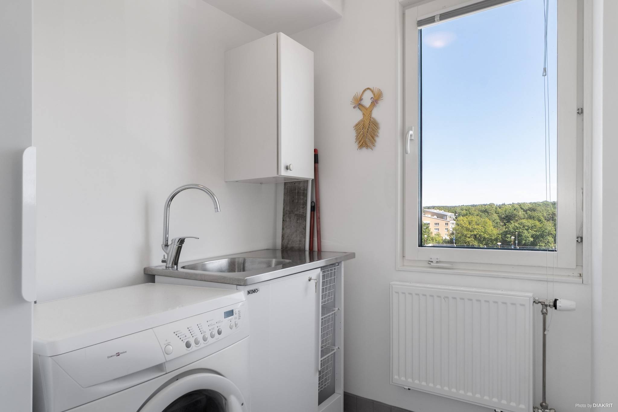 3 rum lägenhet på Oxelvägen 41, 4tr Älta, Nacka kommun - bild 2