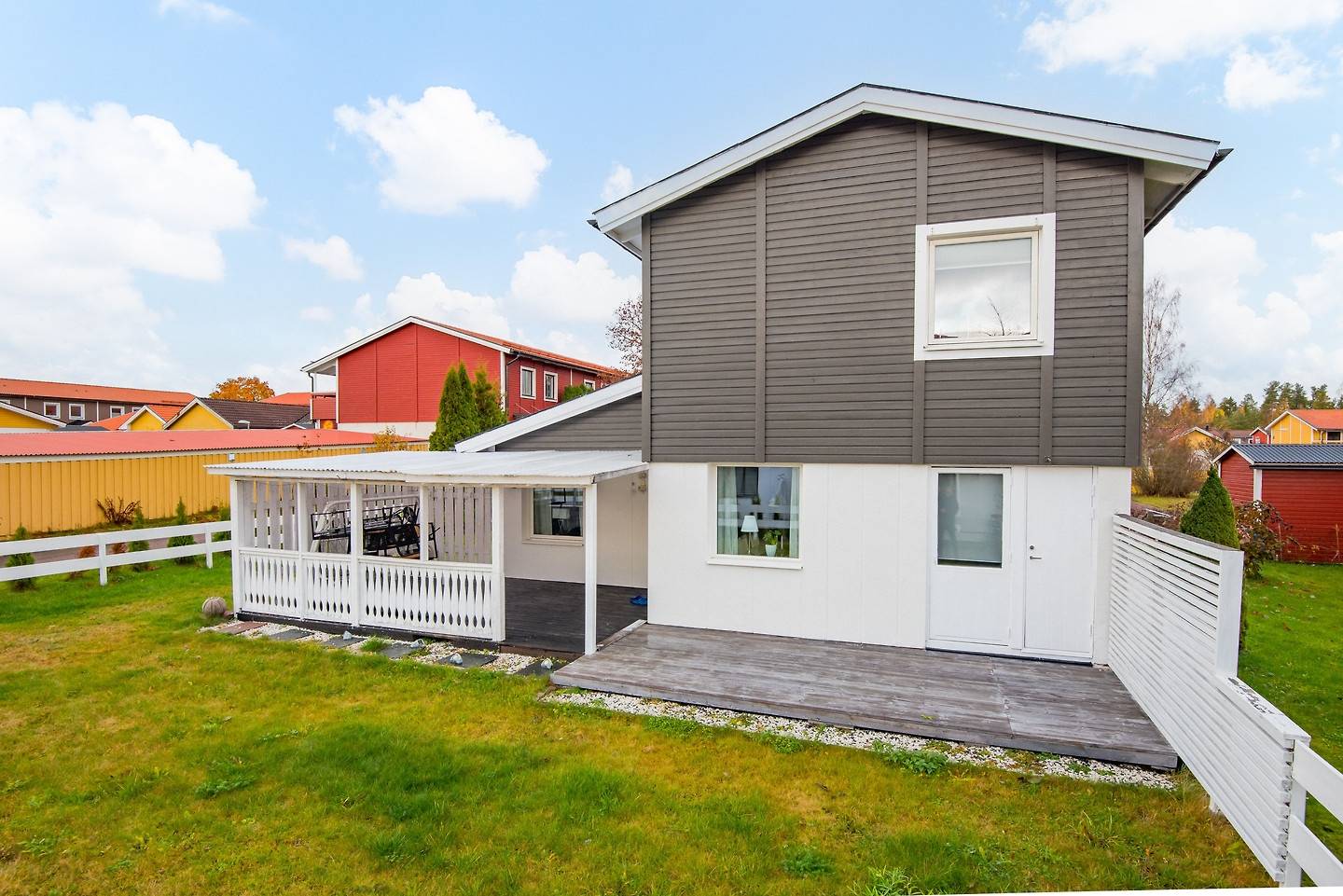 6 rum Villa på Vallhovsvägen 164 Vallhov Sandvikens kommun - bild 2