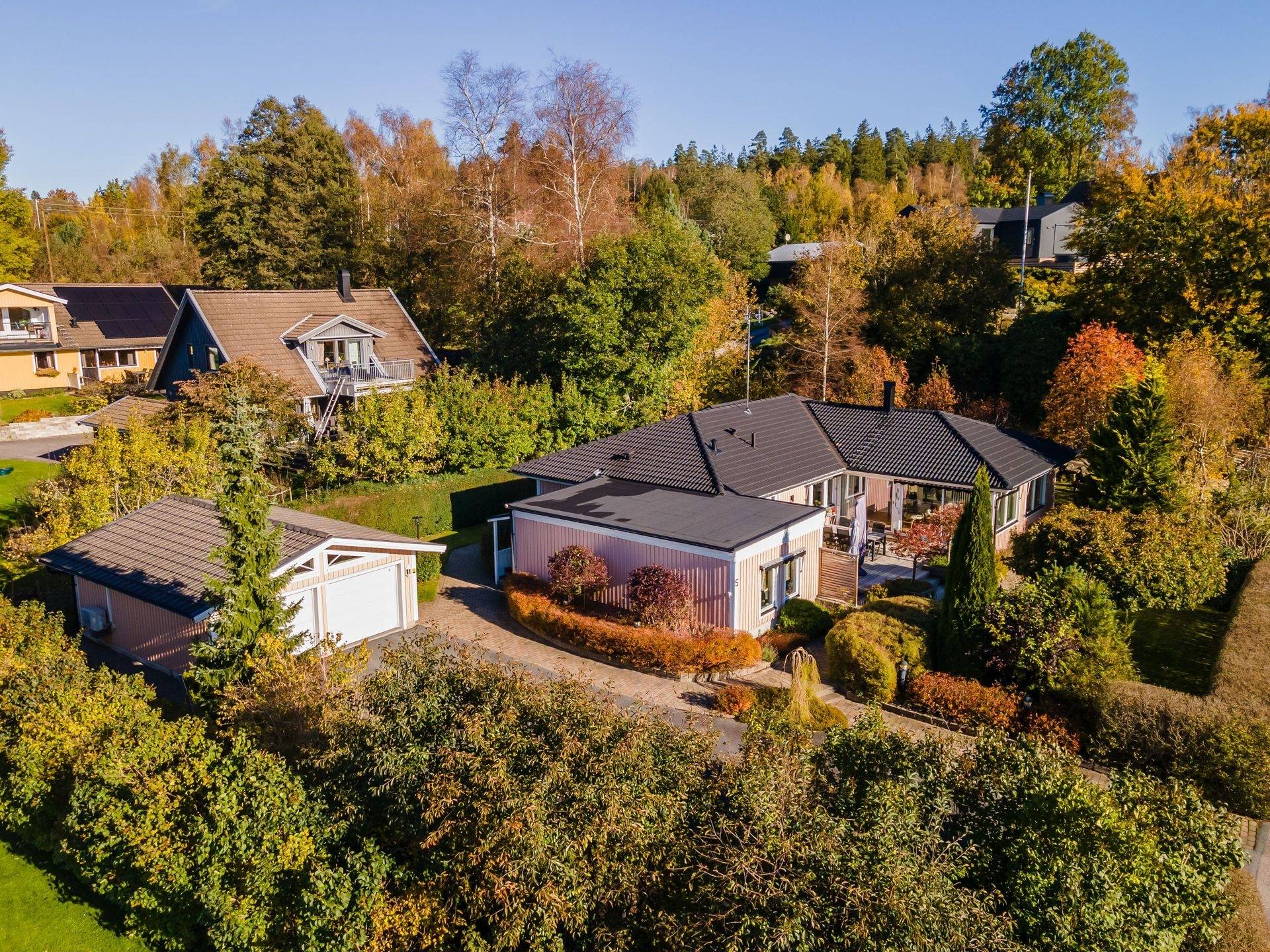 8 rum Villa på Lillsjövägen 5 Sandared Borås kommun - bild 53