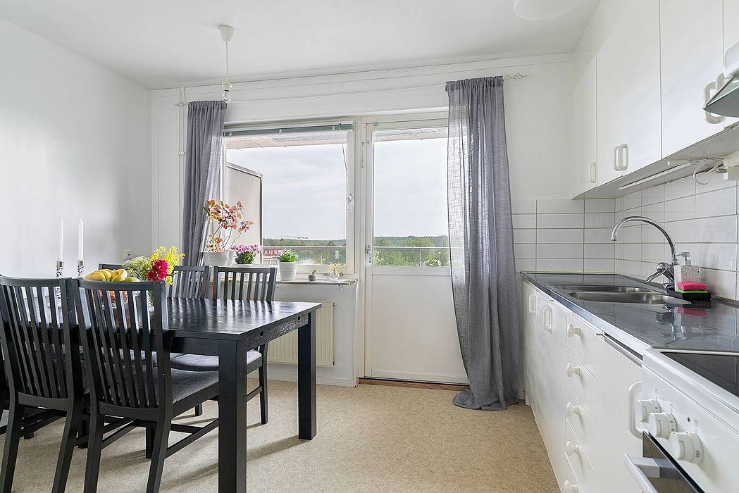 2 rum Lägenhet på Tre Källors väg 19, 2tr Norsborg - Eriksberg/Hallunda Botkyrka kommun - bild 5