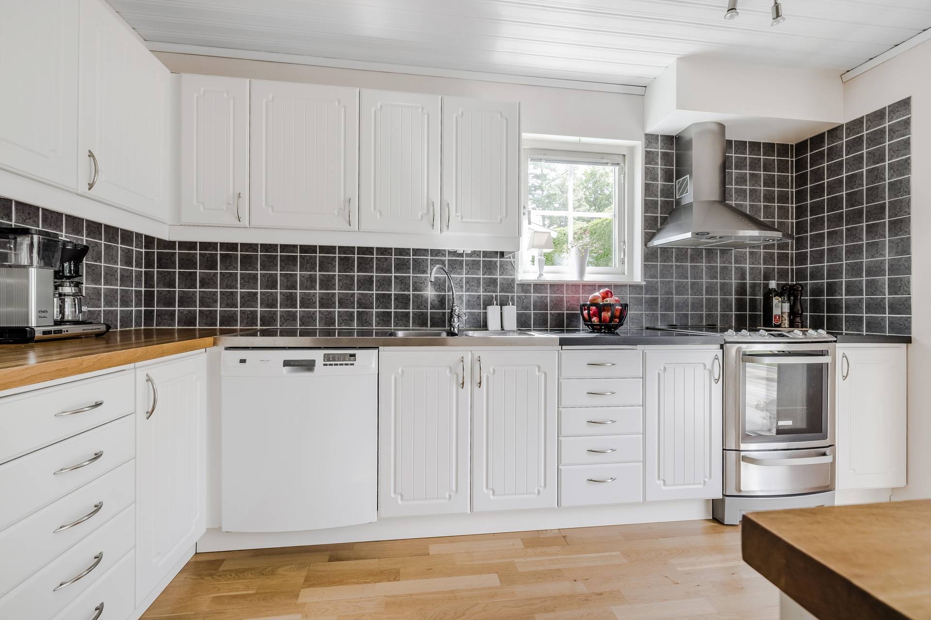 6 rum Villa på Väsbyholmsvägen 33A Mälarbaden Eskilstuna kommun - bild 9