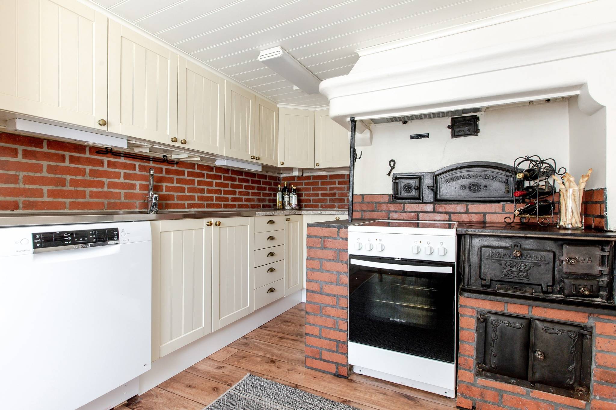 7 rum Villa på Vadstenagatan 10 Skänninge - centralt Mjölby kommun - bild 8