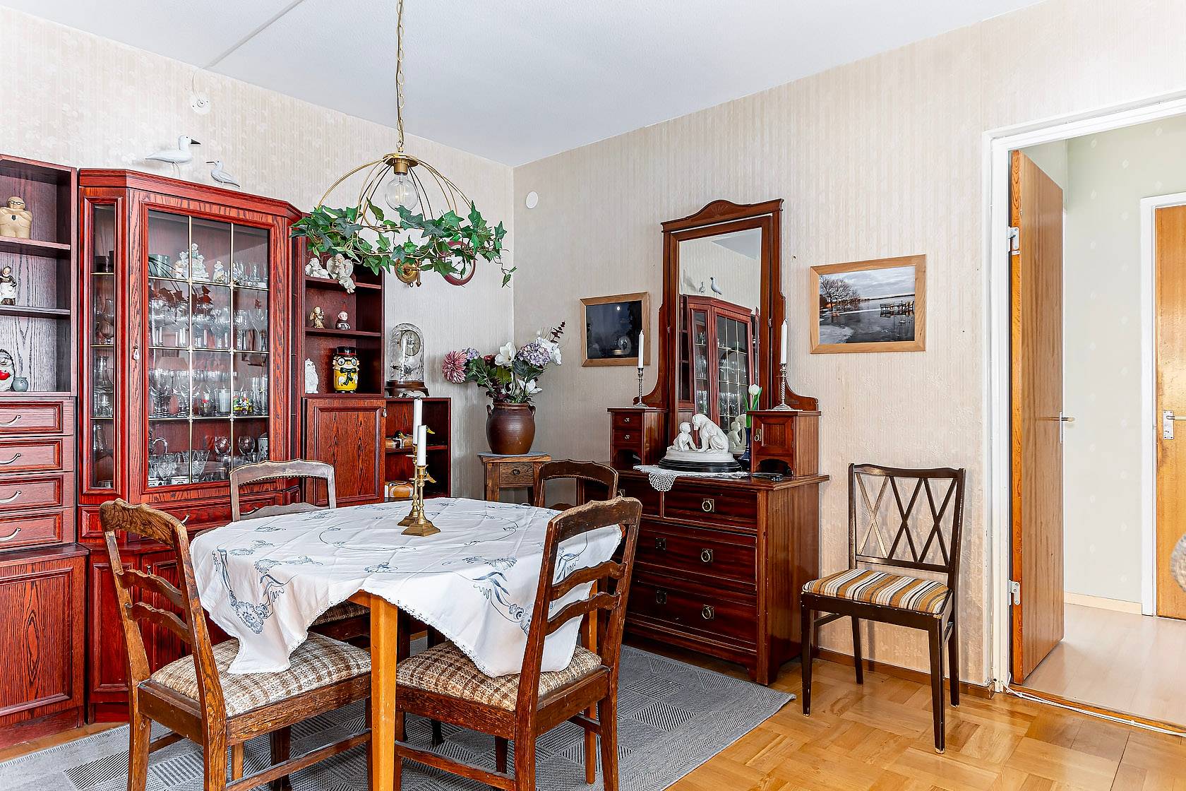 4 rum Lägenhet på Erikslundsvägen 5 vån 2 Rosenkälla Nyköpings kommun - bild 4