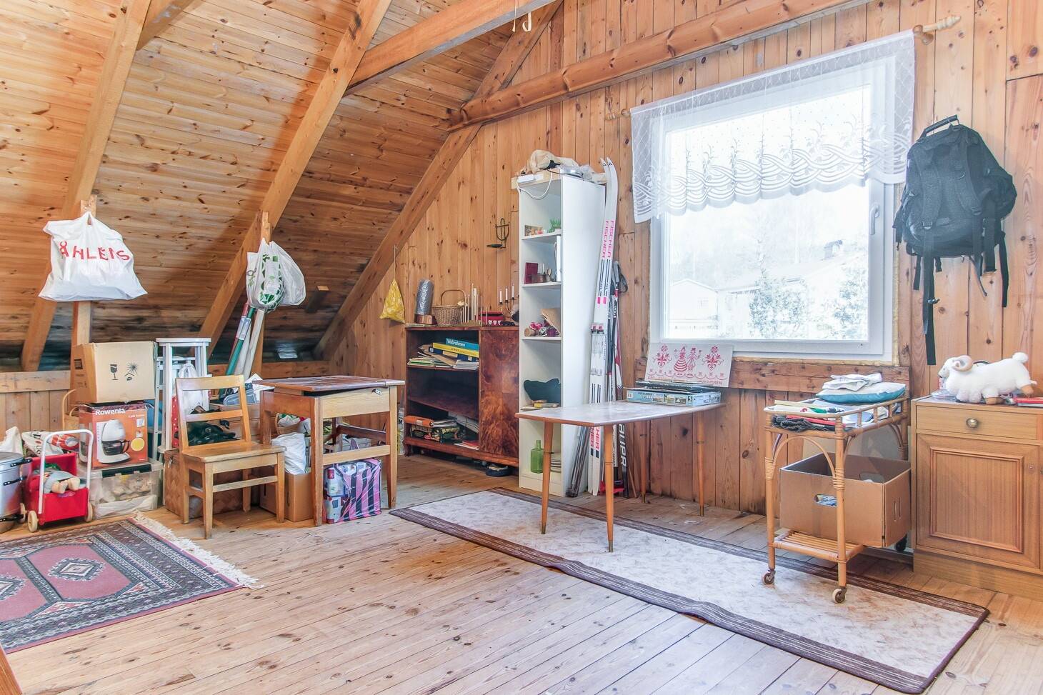 4 rum Villa på Uvbergsgatan 16 Centrum. Smedjebackens kommun - bild 16