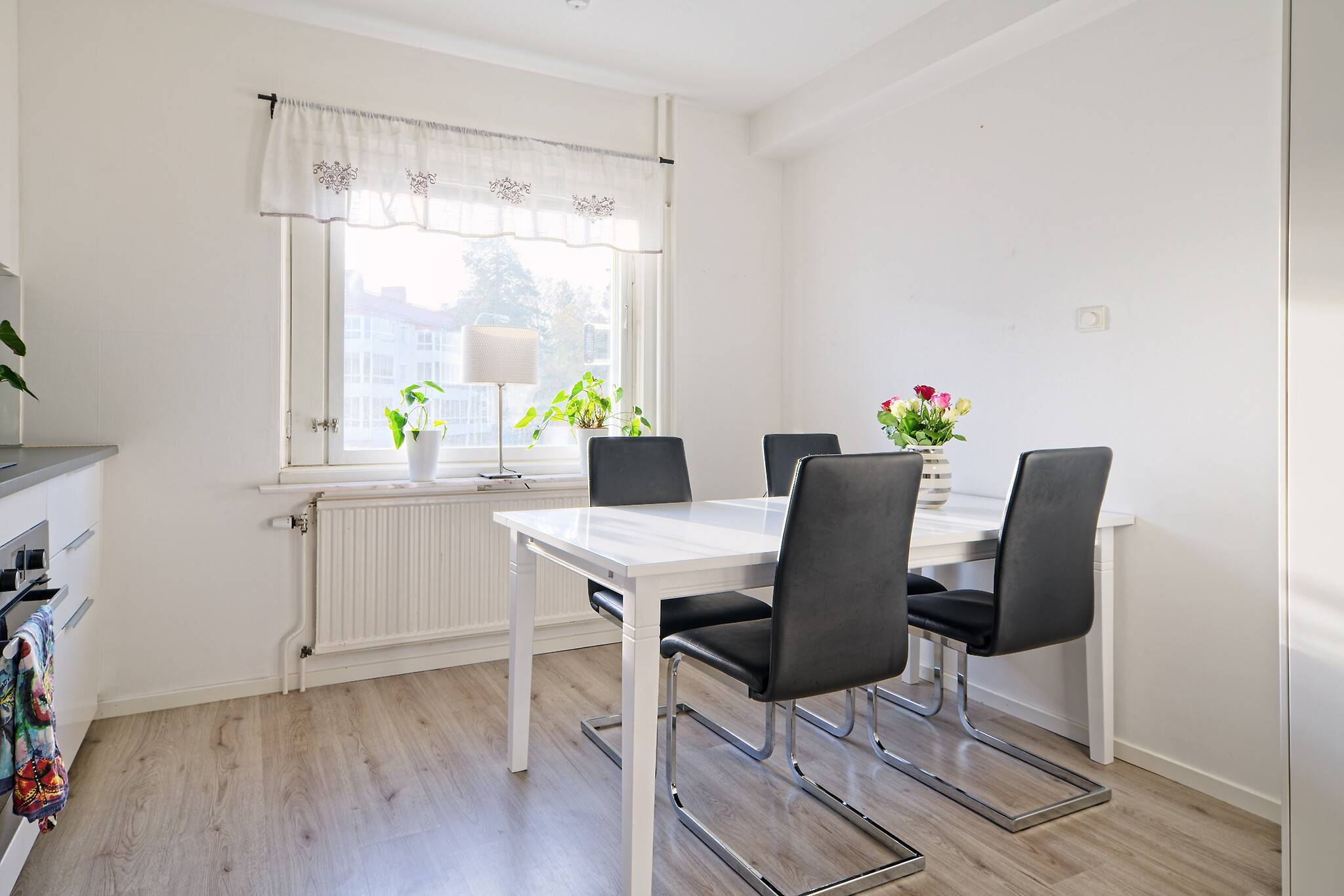 2 rum Lägenhet på Villagatan 61 C Centralt Örnsköldsviks kommun - bild 6