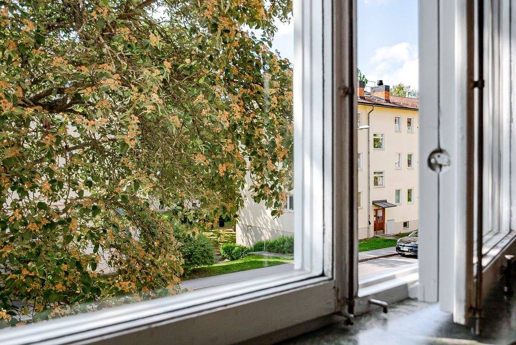 2 rum Lägenhet på Finn Malmgrens väg 67 Hammarbyhöjden Stockholms kommun - bild 2