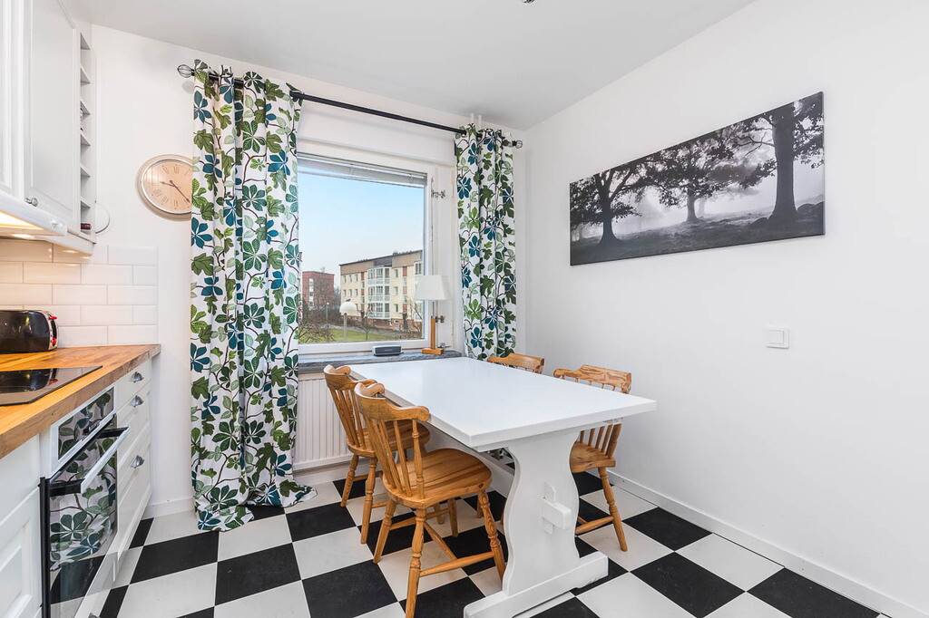 3 rum Lägenhet på Västra Bangatan 47B Centralt Sigtuna kommun - bild 3