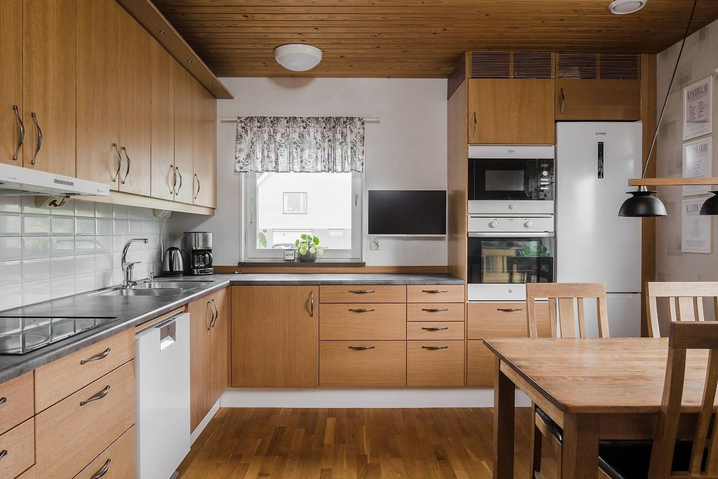 5 rum Villa på Storslättsvägen 6 Helås Vara kommun - bild 14
