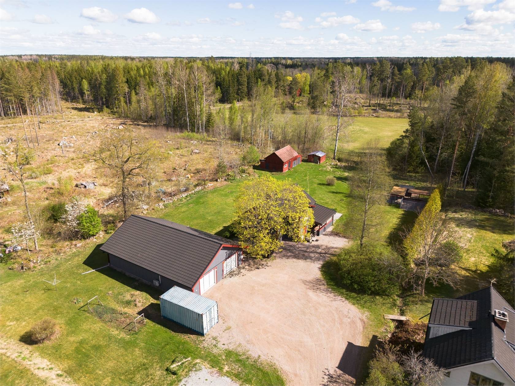 4 rum villa på FINNTORPET 12 Hallstahammar, Hallstahammars kommun - bild 1