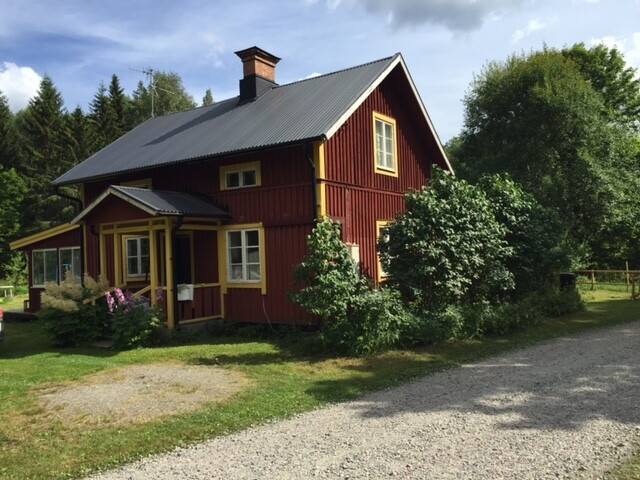 3 rum Fritidsboende på Överhammarsvägen 102 Axmar Bruk Gävle kommun - bild 2