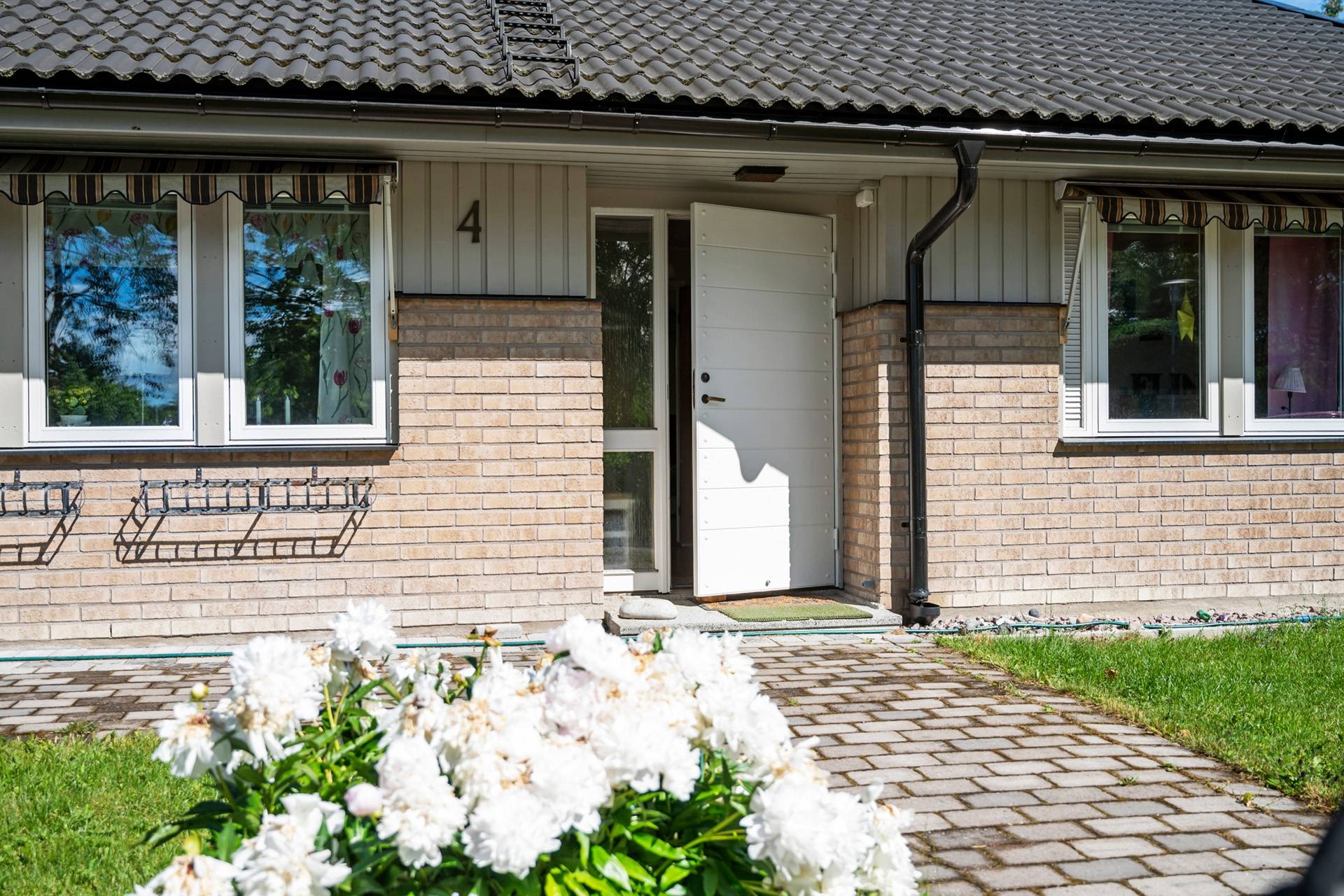 5 rum Villa på Ullgarnsvägen 4 Skälby Västerås kommun - bild 2