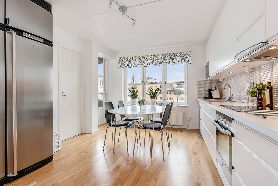 4 rum Lägenhet på Löjtnantsgatan 20, 4tr Östermalm / Gärdet Stockholms kommun - bild 4