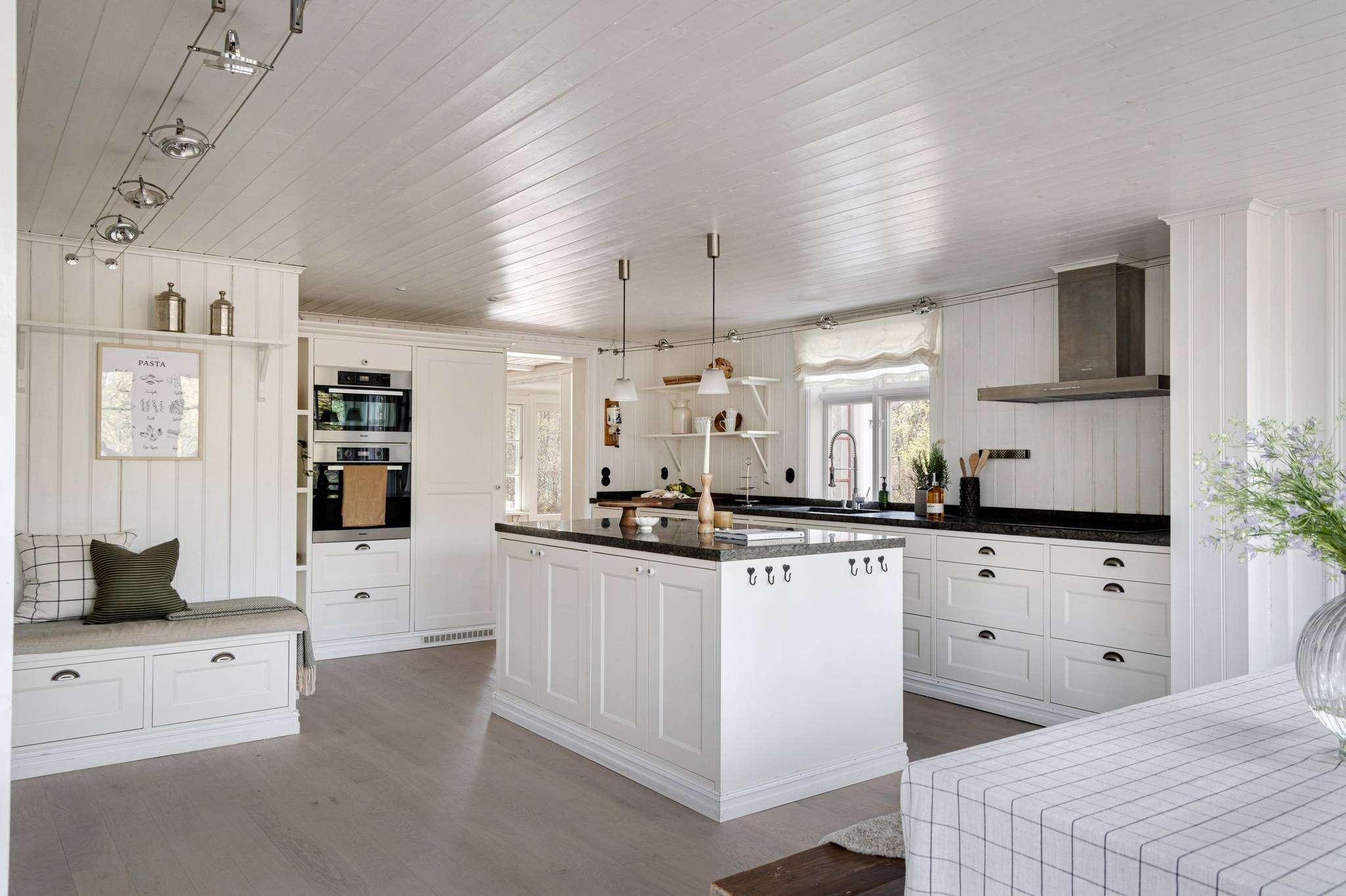 8 rum Villa på Alingsåsvägen 20 Lerum - Centralt Lerums kommun - bild 16