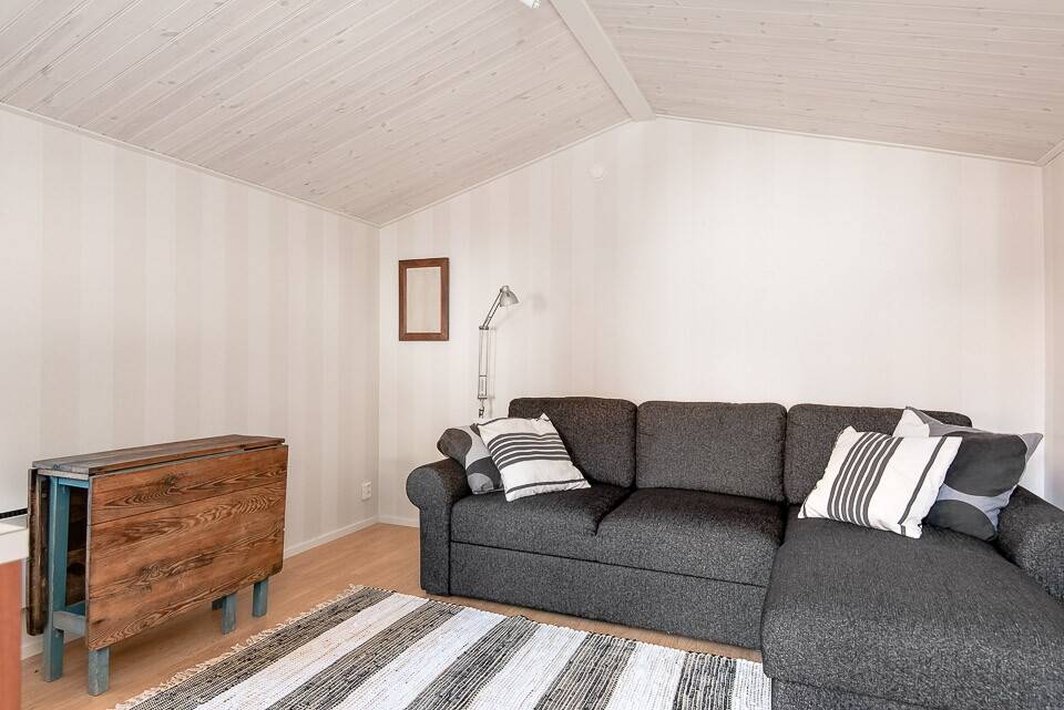 4 rum Vinterbonat fritidshus på Västra Hässelmara 2 Ornö - sjönära Haninge kommun - bild 33