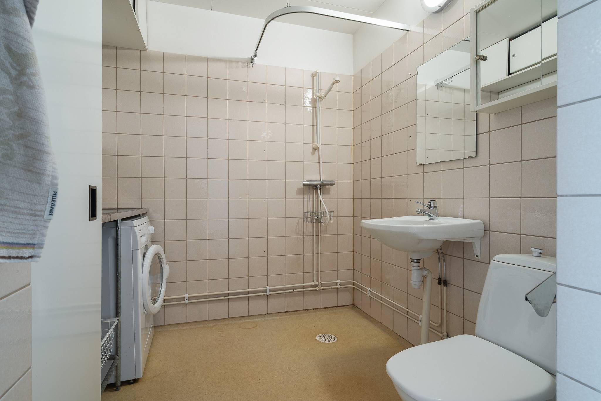 5 rum Radhus på Södra Åsvägen 71 Österskär Österåkers kommun - bild 6