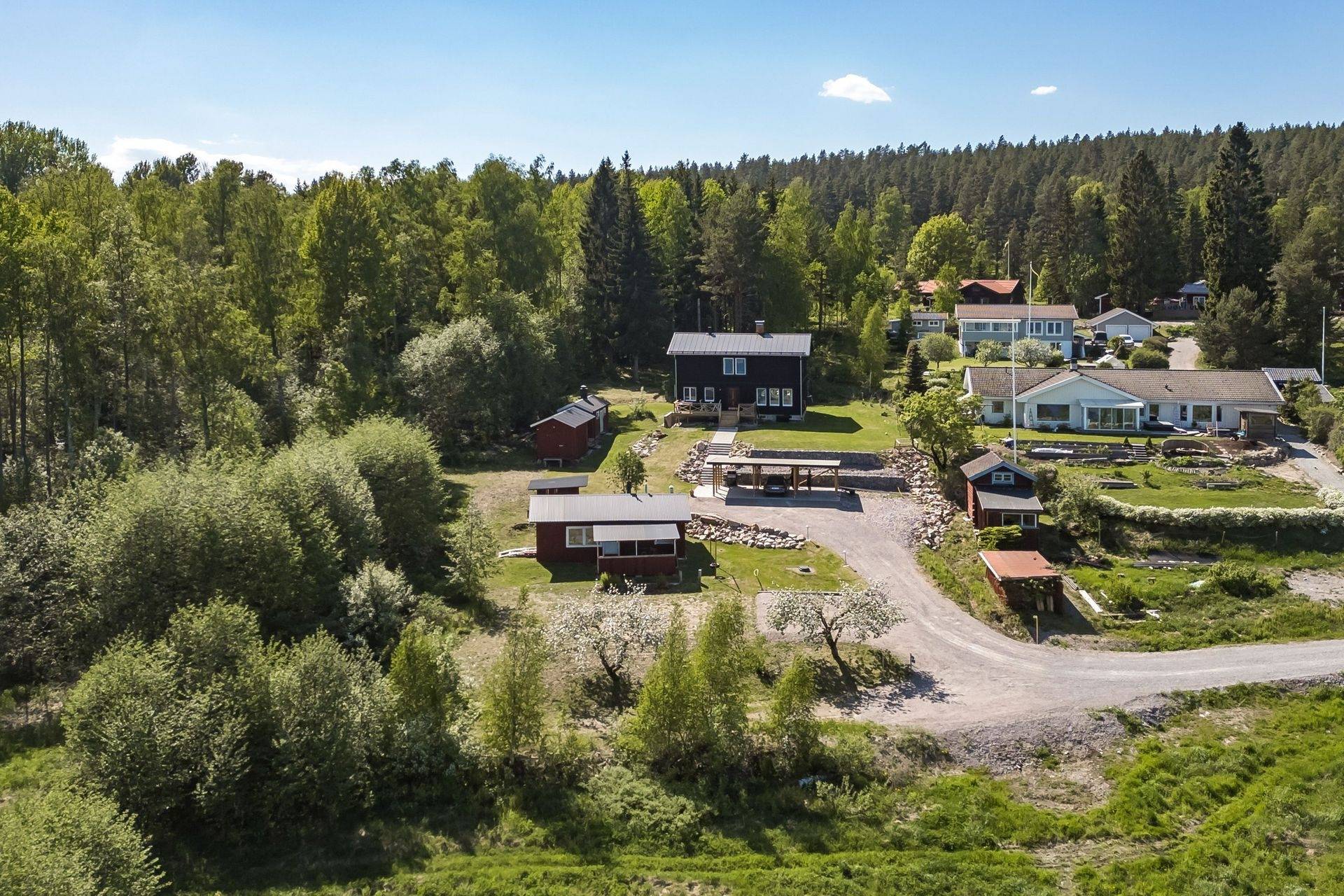 7 rum Villa på Stora Källviken 40/42 Stora Källviken Falu kommun - bild 2