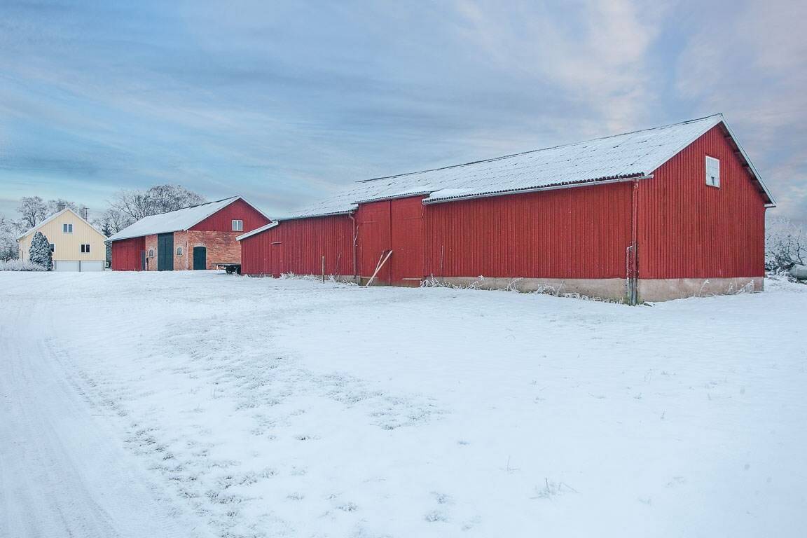 12 rum Gård/skog på Öttum Lassegården 4 Hästgård Kvänum Vara kommun - bild 81