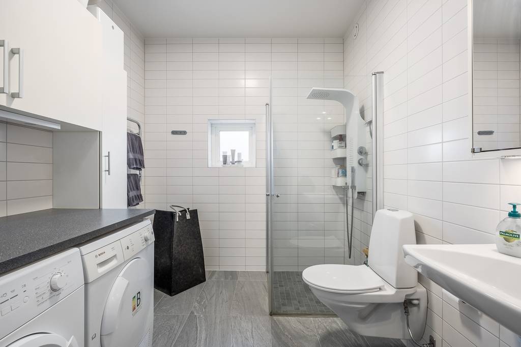 4 rum Lägenhet på Bullerbygatan 109 Gyllins Trädgård - Husie Malmö kommun - bild 3