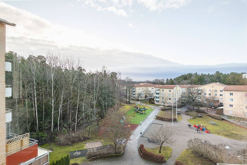 4 rum Lägenhet på Skarpbrunnavägen 11, 6tr Norsborg - Eriksberg/Hallunda Botkyrka kommun - bild 11