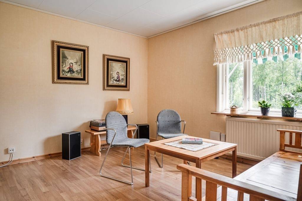 6 rum Villa på Liden 2 Tidaholms kommun - bild 11