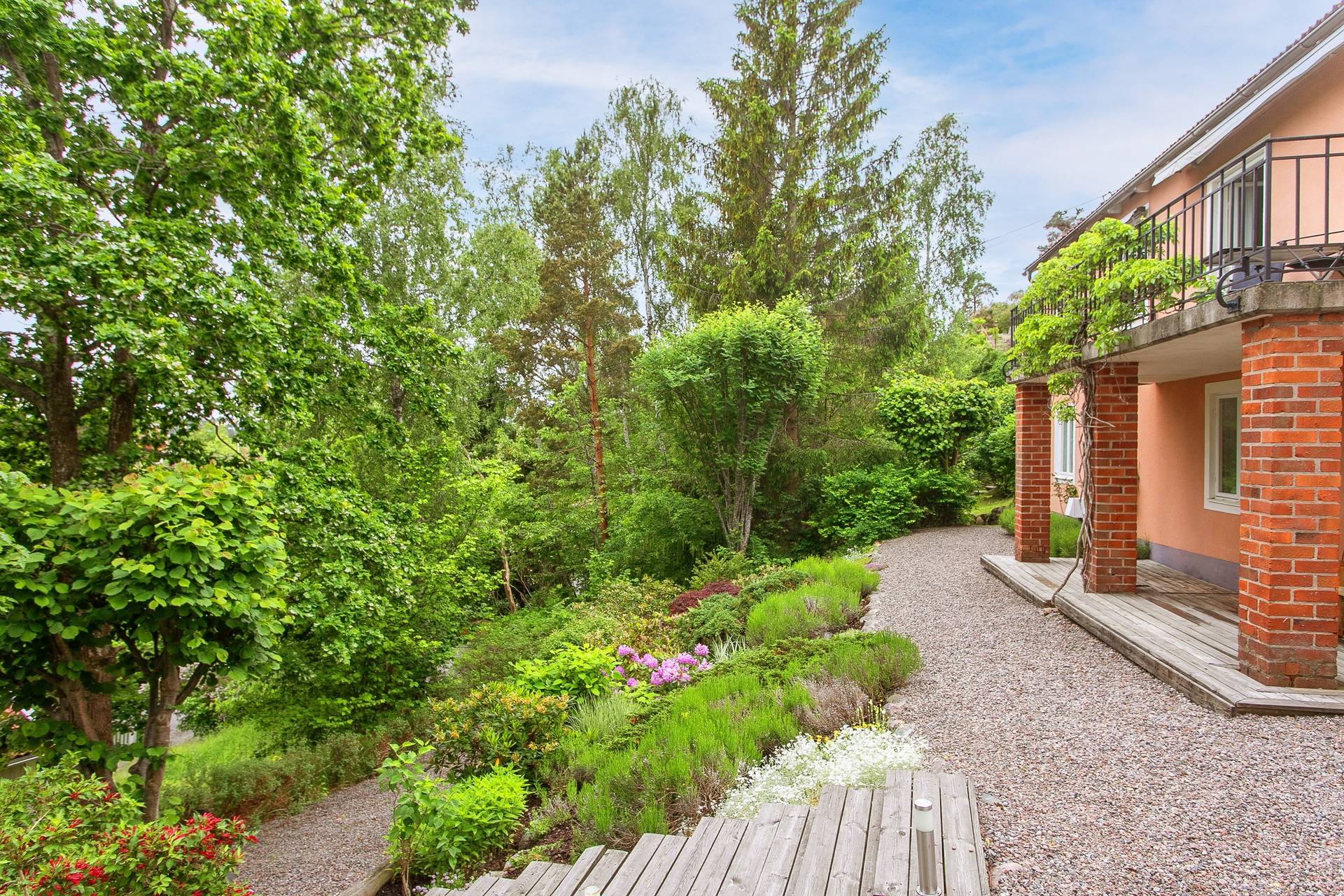 7 rum villa på Idunvägen 8 Igelboda, Nacka kommun - bild 2