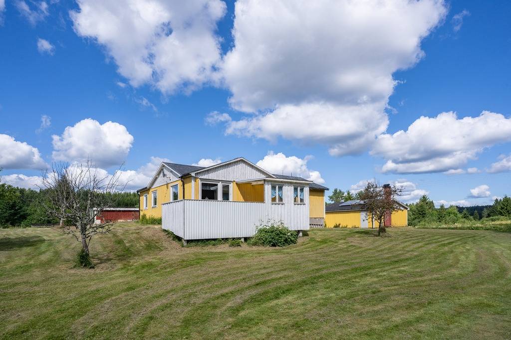 5 rum Gård med skogsbruk på Laxarby-Kroken Kransås 5 Laxarby Bengtsfors kommun - bild 16