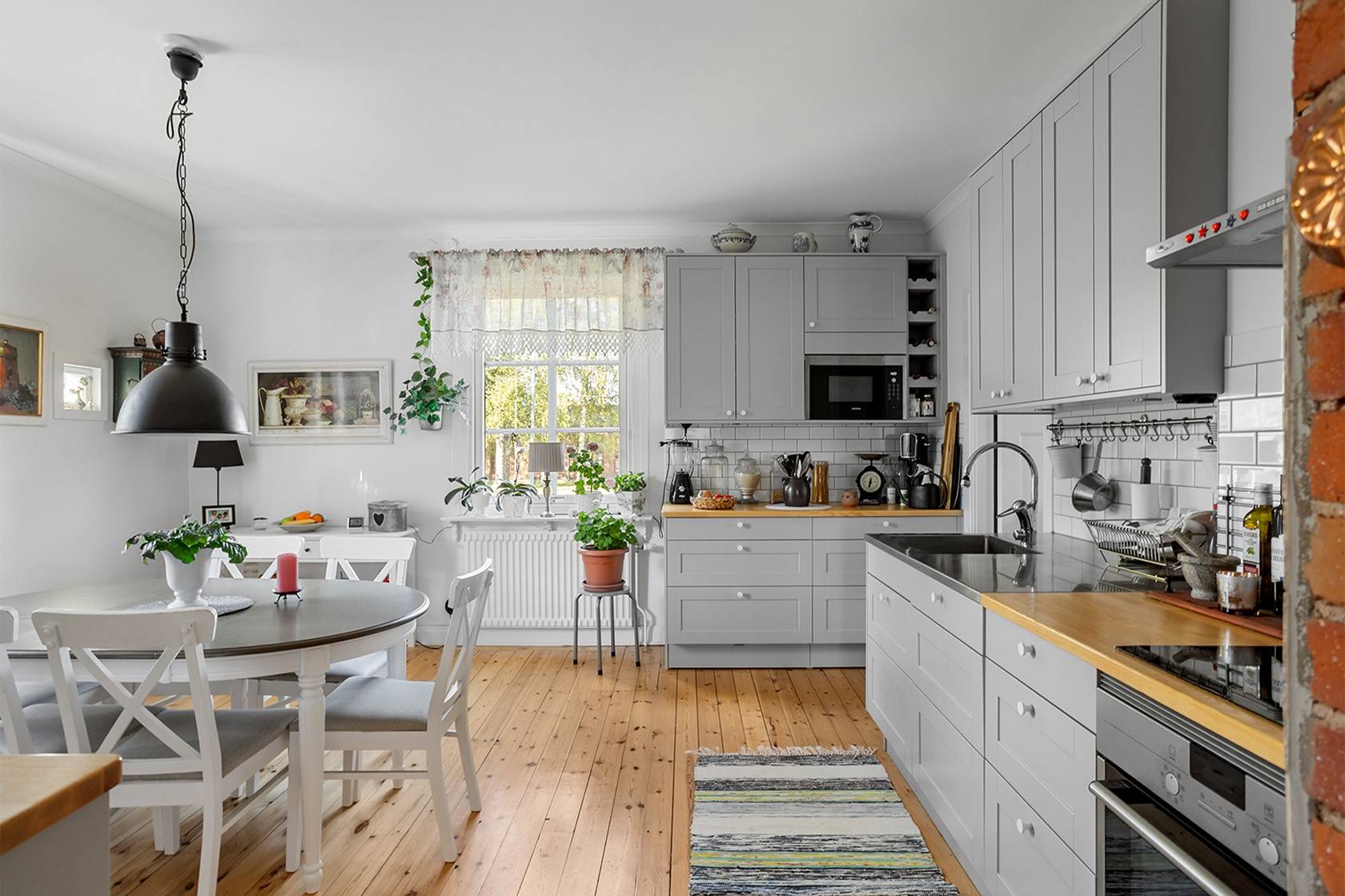 211 m² Villa på Ringvägen 30 Bollnäs kommun - bild 2