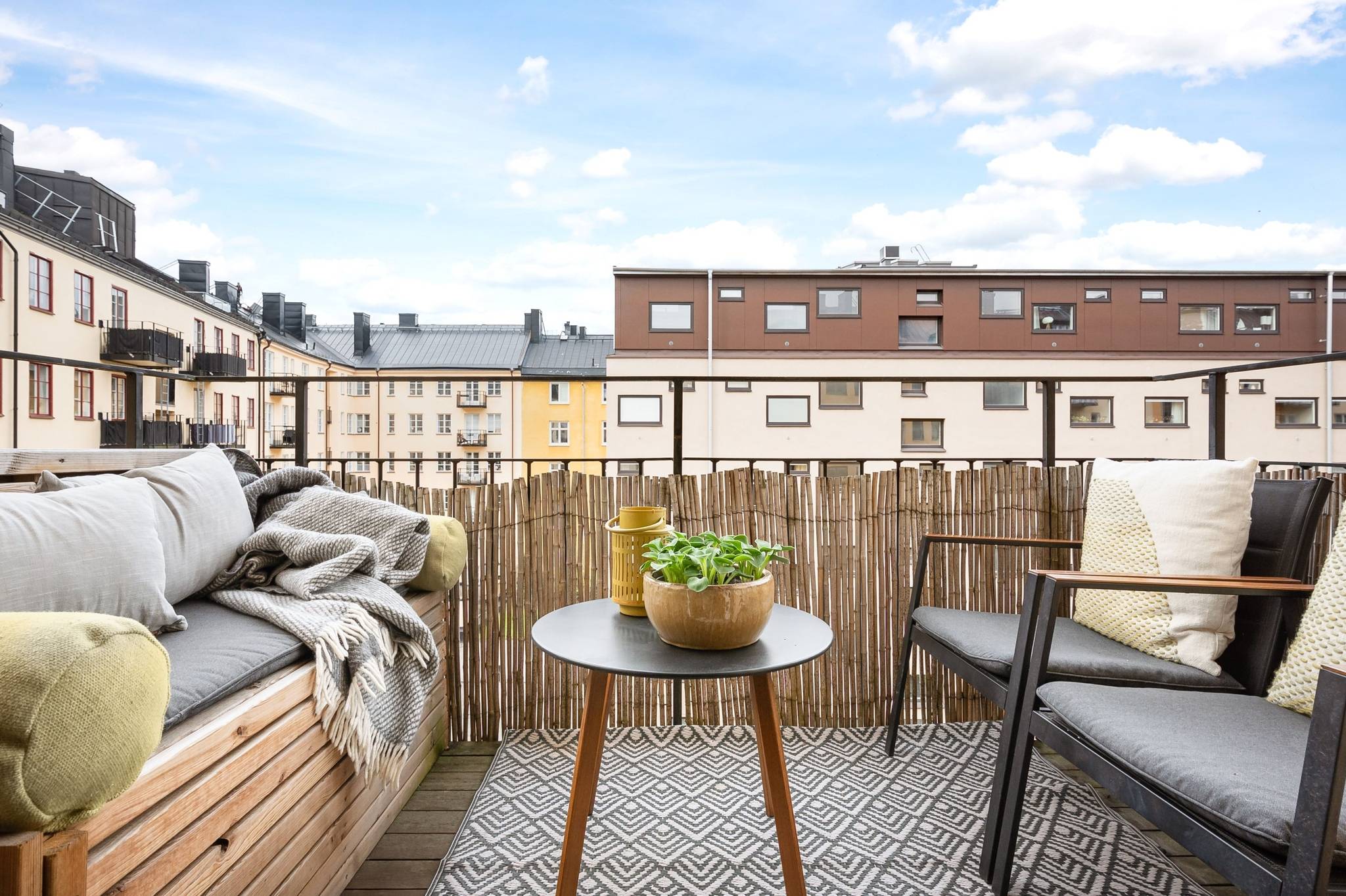 2 rum Lägenhet på Sveavägen 129, 4 TR Vasastan Stockholms kommun - bild 2
