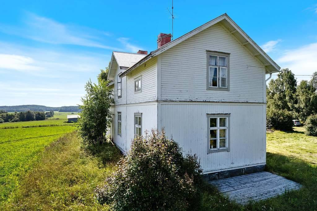 8 rum Villa på Brändfors 310 Ånäset Robertsfors kommun - bild 7