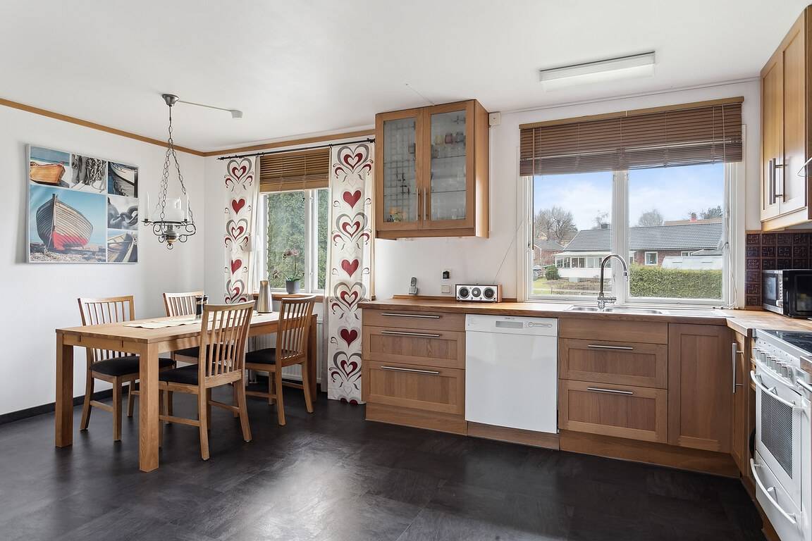 6 rum Villa på Hedebovägen 9 Stenkullen Lerums kommun - bild 8