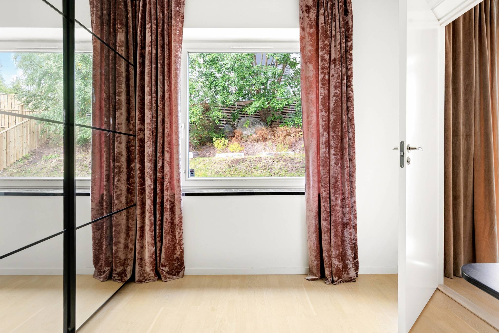 6 rum Radhus på Gåsörtsvägen 10 Sundbyberg - Ursvik Sundbybergs kommun - bild 23