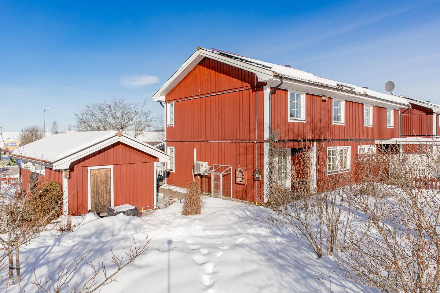4 rum Lägenhet på Korpralsvägen 14 Centrala Sunne Sunne kommun - bild 2