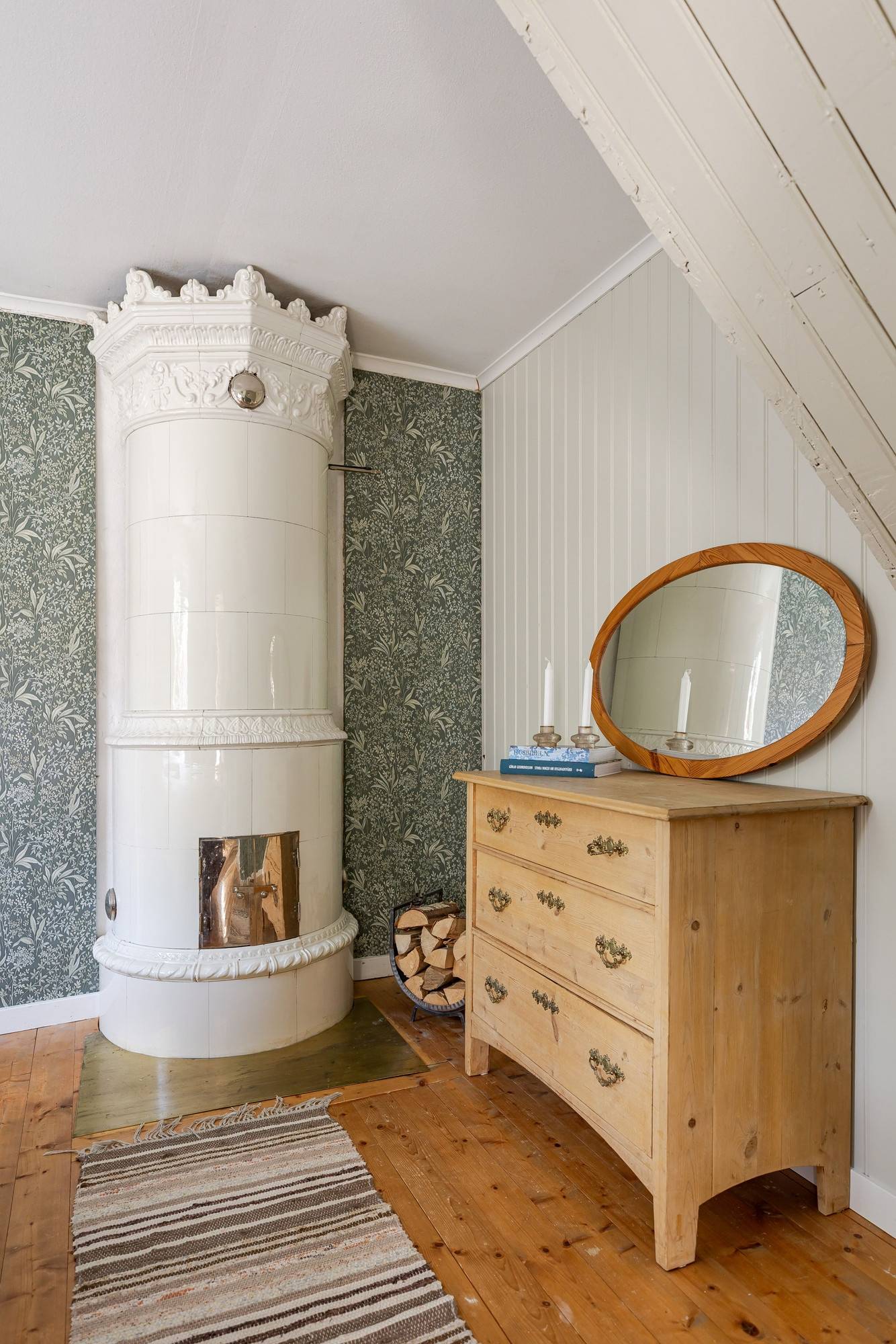 8 rum Villa på Knyssla 8381 & Knyssla 8382 Rengsjö Bollnäs kommun - bild 16