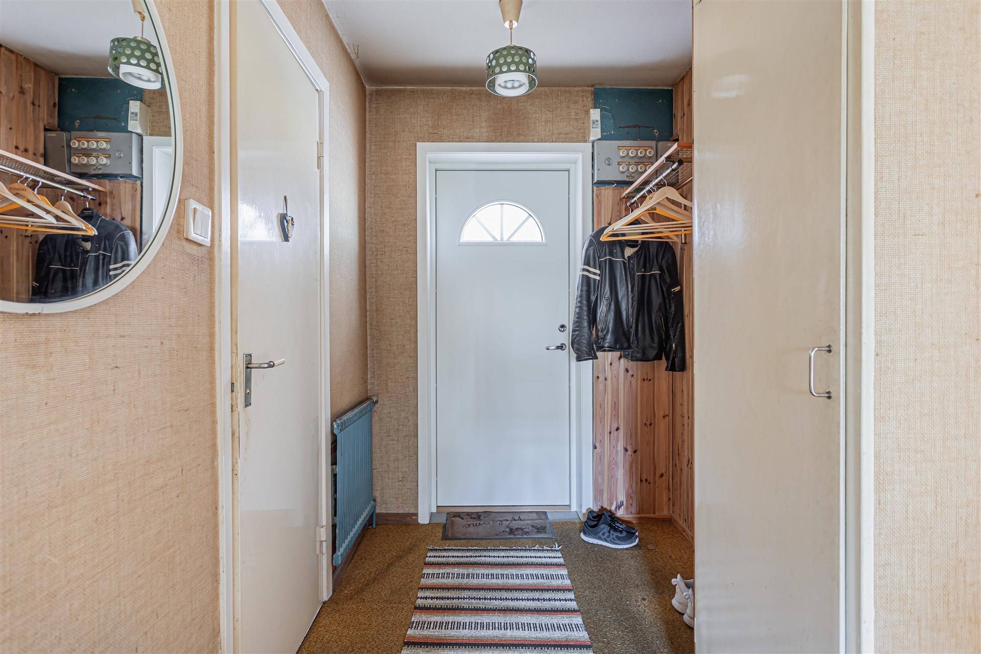 3 rum Radhus på Persbovägen 1b Västerås kommun - bild 2