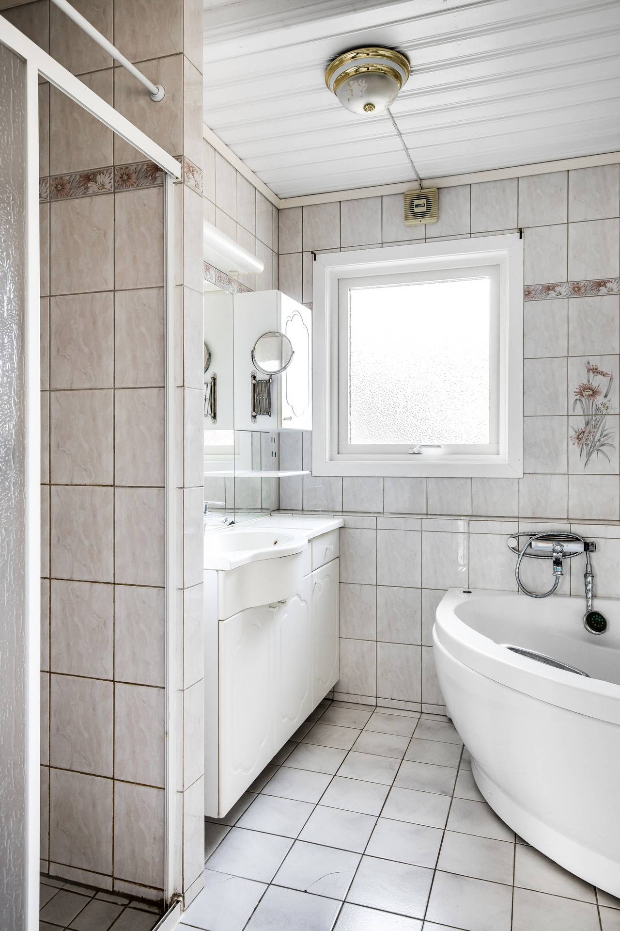 6 rum Villa på Sjövägen 18 Hanken Karlsborgs kommun - bild 23