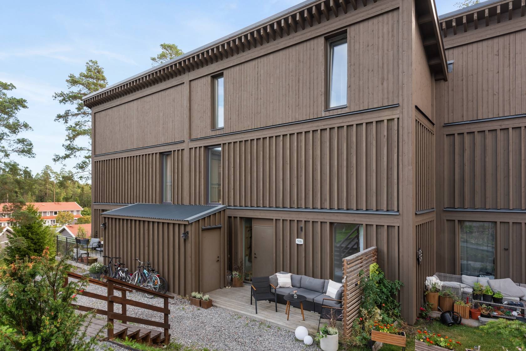 4 rum radhus på Åkerhielms väg 51B Margretelund, Österåkers kommun - bild 1