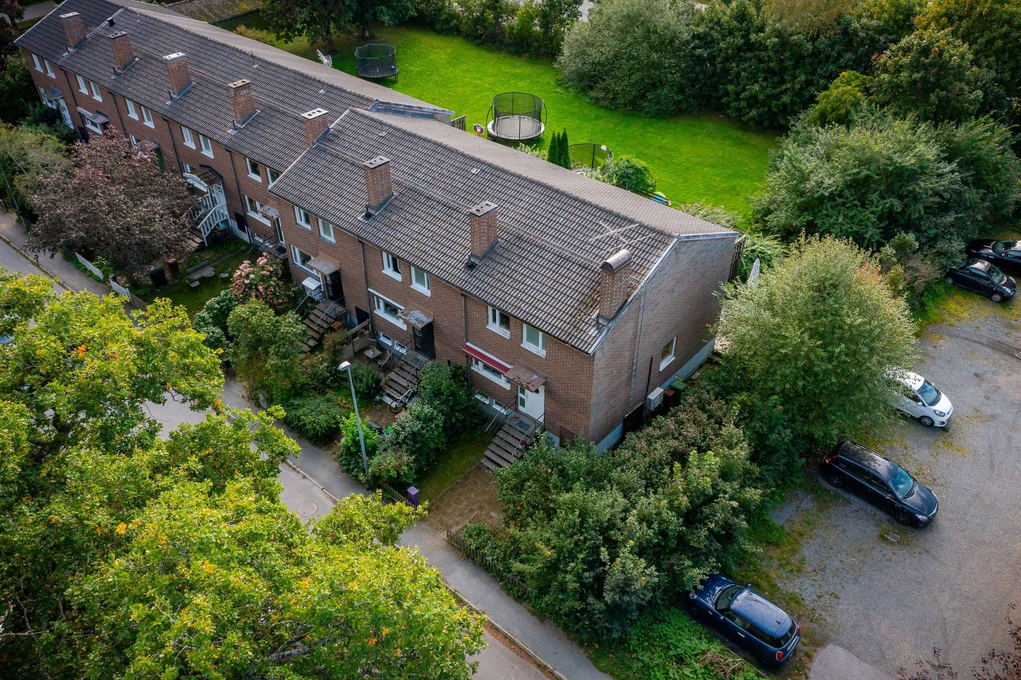 5 rum Radhus på SATURNUSVÄGEN 36 Österskär/Tuna Österåkers kommun - bild 1