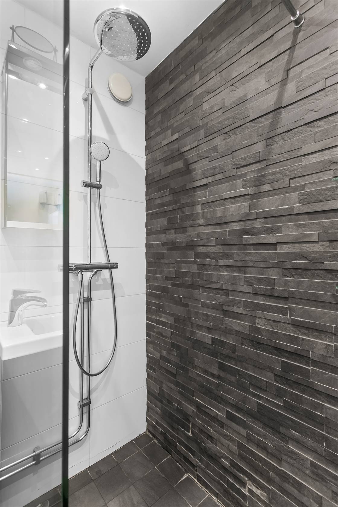 2 rum Lägenhet på Tullingebergsvägen 42 Tullinge Botkyrka kommun - bild 9