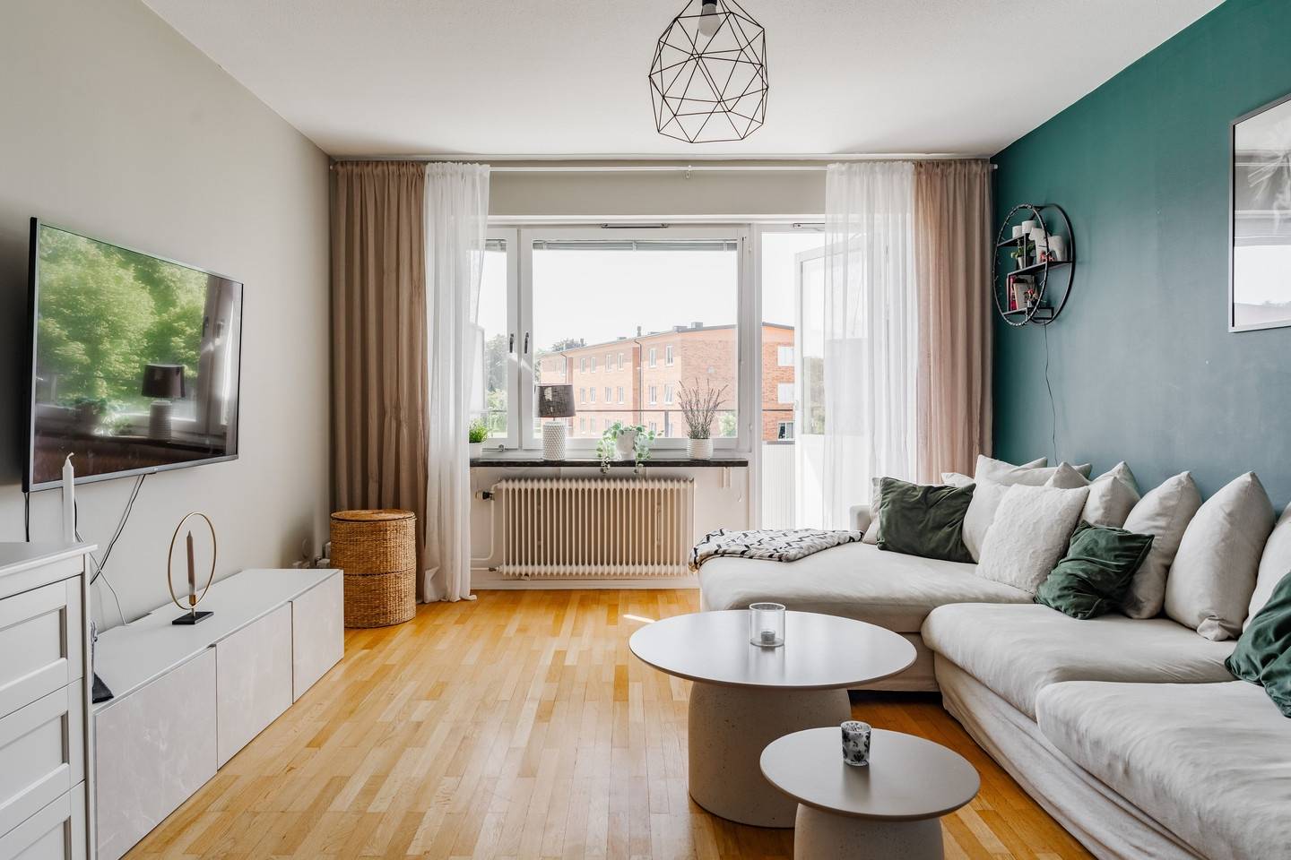 2 rum lägenhet på Hjälmgatan 8 Centrum, Tidaholms kommun - bild 1